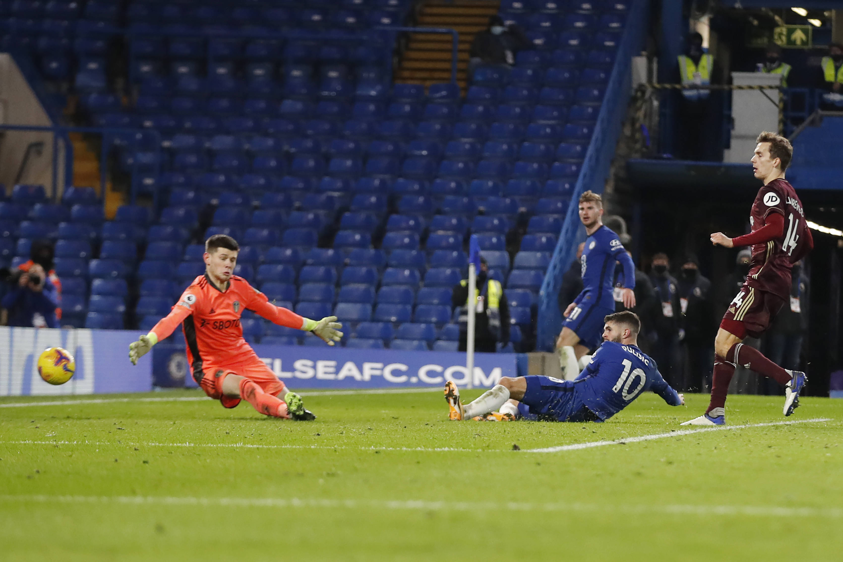 防线上的中 防线上的中