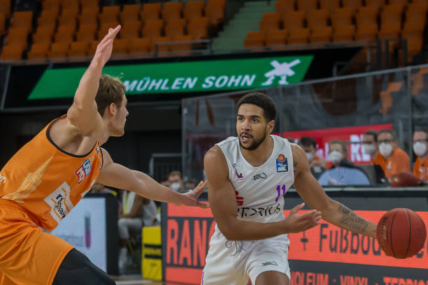 连续3轮当 连续3轮当