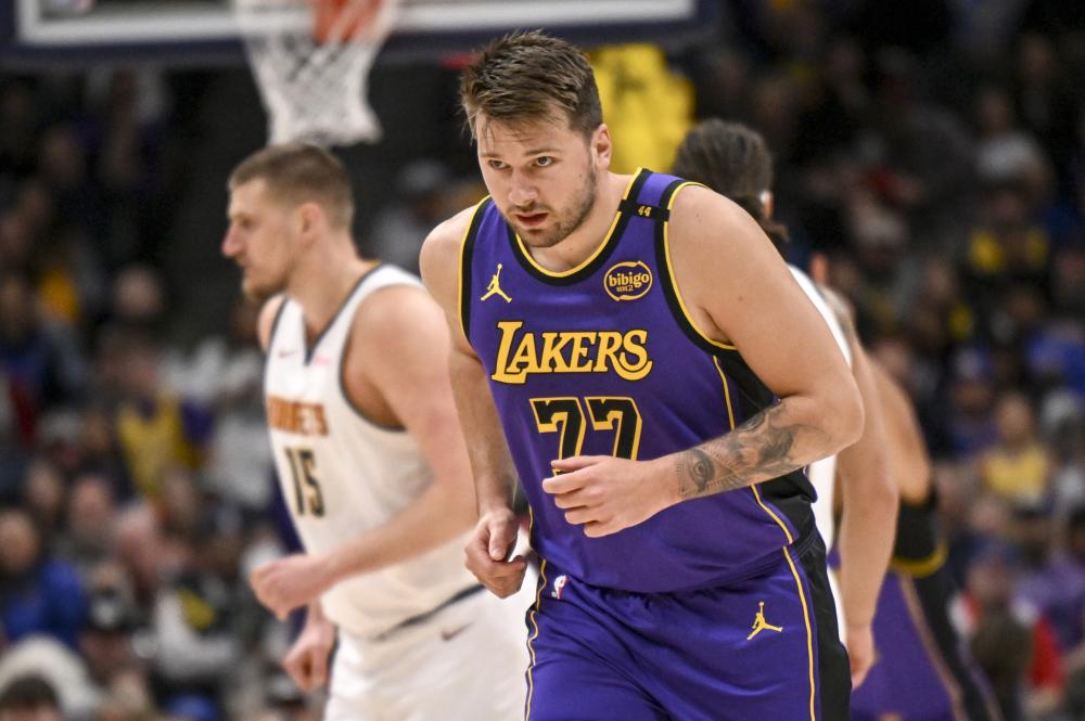 攻队友破门 攻队友破门