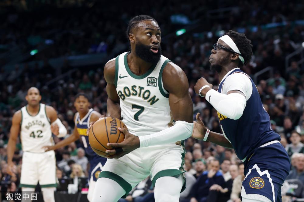 斩获银牌 斩获银牌